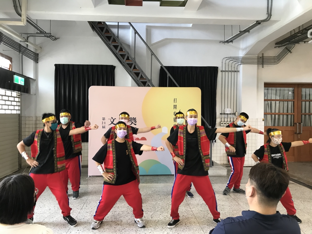 國立花蓮特殊教育學校學生以舞蹈表演為茶會揭開序幕